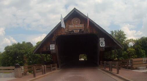 Name:  Frankenmuth covered bridge1.jpg
Views: 94
Size:  17.0 KB