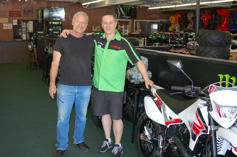 DSC 0028    Movie and Film Star Perry King at  ATV Wholesale Outlet.